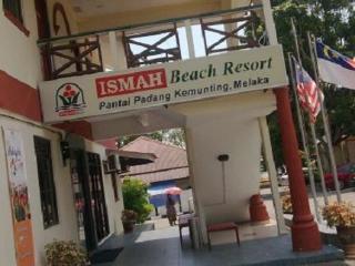 Ismah Beach Resort Masjid Tanah Exteriör bild